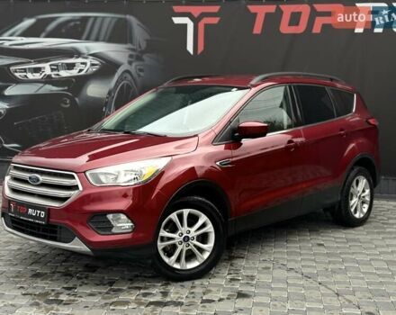 Красный Форд Эскейп, объемом двигателя 1.5 л и пробегом 160 тыс. км за 11900 $, фото 1 на Automoto.ua