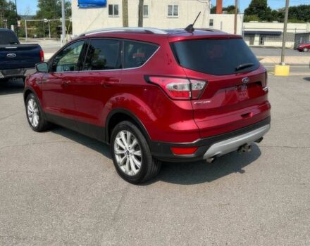 Форд Ескейп 2018 у Чернівцях на Automoto.ua Червоний Форд Ескейп, об'ємом двигуна 2 л та пробігом 33 тис. км за 9000 $, фото 3 на Automoto.ua