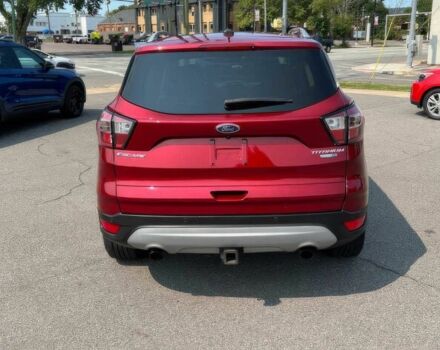 Форд Ескейп 2018 у Чернівцях на Automoto.ua Червоний Форд Ескейп, об'ємом двигуна 2 л та пробігом 33 тис. км за 9000 $, фото 4 на Automoto.ua