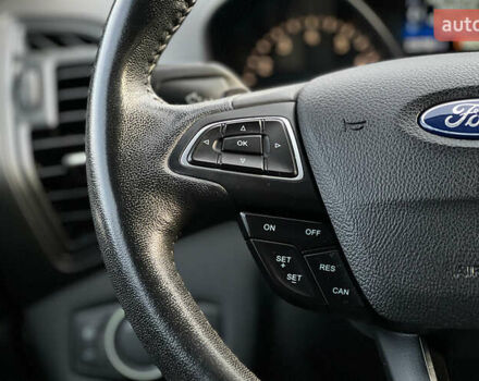 Красный Форд Эскейп, объемом двигателя 1.5 л и пробегом 235 тыс. км за 12200 $, фото 10 на Automoto.ua