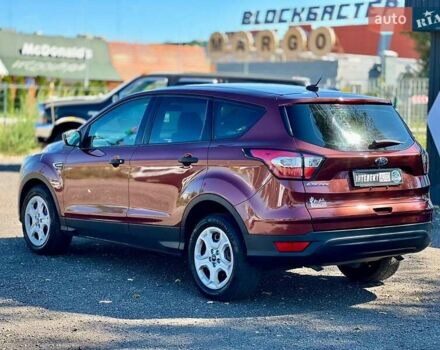 Форд Эскейп 2018 в Каменке на Automoto.ua Красный Форд Эскейп, объемом двигателя 2.5 л и пробегом 202 тыс. км за 11900 $, фото 4 на Automoto.ua