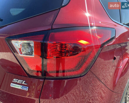 Красный Форд Эскейп, объемом двигателя 1.5 л и пробегом 66 тыс. км за 14700 $, фото 8 на Automoto.ua