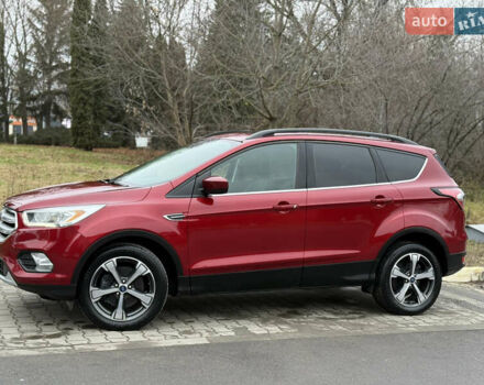 Красный Форд Эскейп, объемом двигателя 1.5 л и пробегом 154 тыс. км за 12499 $, фото 6 на Automoto.ua