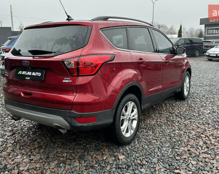 Красный Форд Эскейп, объемом двигателя 1.5 л и пробегом 66 тыс. км за 14300 $, фото 6 на Automoto.ua