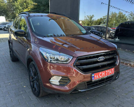 Форд Эскейп 2018 в Черновцах на Automoto.ua Красный Форд Эскейп, объемом двигателя 1.5 л и пробегом 130 тыс. км за 12900 $, фото 2 на Automoto.ua