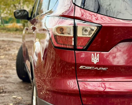 Форд Ескейп 2018 у Львові на Automoto.ua Червоний Форд Ескейп, об'ємом двигуна 1.5 л та пробігом 105 тис. км за 13300 $, фото 7 на Automoto.ua