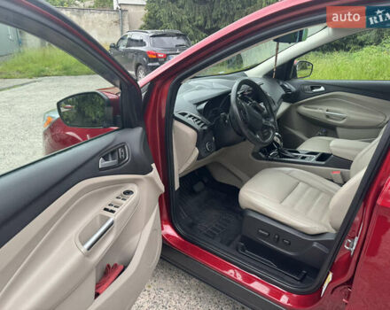 Червоний Форд Ескейп, об'ємом двигуна 1.5 л та пробігом 112 тис. км за 18000 $, фото 7 на Automoto.ua