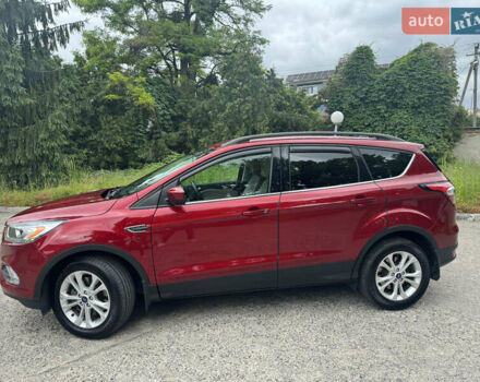 Червоний Форд Ескейп, об'ємом двигуна 1.5 л та пробігом 112 тис. км за 18000 $, фото 2 на Automoto.ua