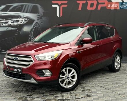 Красный Форд Эскейп, объемом двигателя 1.5 л и пробегом 160 тыс. км за 11900 $, фото 2 на Automoto.ua