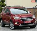 Красный Форд Эскейп, объемом двигателя 2 л и пробегом 128 тыс. км за 13250 $, фото 1 на Automoto.ua