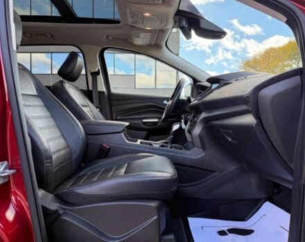 Красный Форд Эскейп, объемом двигателя 1.5 л и пробегом 45 тыс. км за 8000 $, фото 9 на Automoto.ua