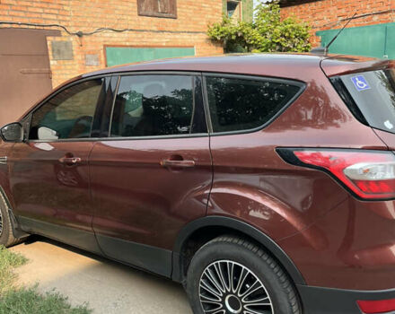 Красный Форд Эскейп, объемом двигателя 2.5 л и пробегом 161 тыс. км за 13500 $, фото 3 на Automoto.ua