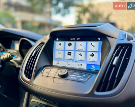 Червоний Форд Ескейп, об'ємом двигуна 1.5 л та пробігом 154 тис. км за 12999 $, фото 42 на Automoto.ua