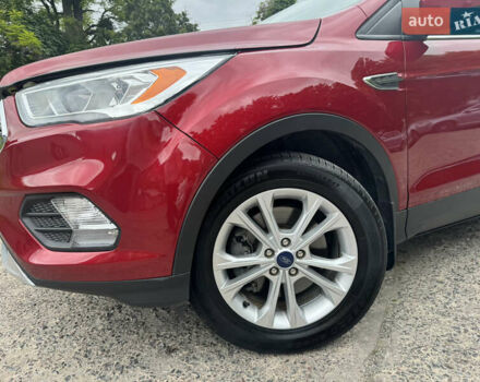 Червоний Форд Ескейп, об'ємом двигуна 1.5 л та пробігом 112 тис. км за 18000 $, фото 8 на Automoto.ua