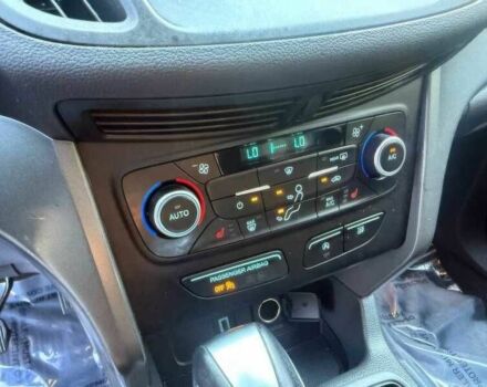 Красный Форд Эскейп, объемом двигателя 1.5 л и пробегом 88 тыс. км за 9500 $, фото 13 на Automoto.ua