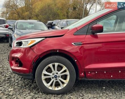Червоний Форд Ескейп, об'ємом двигуна 1.5 л та пробігом 176 тис. км за 9500 $, фото 1 на Automoto.ua