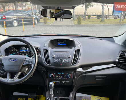 Красный Форд Эскейп, объемом двигателя 1.5 л и пробегом 235 тыс. км за 12200 $, фото 12 на Automoto.ua