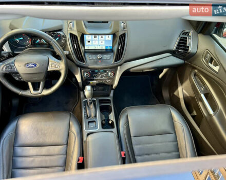 Червоний Форд Ескейп, об'ємом двигуна 1.5 л та пробігом 154 тис. км за 12999 $, фото 37 на Automoto.ua