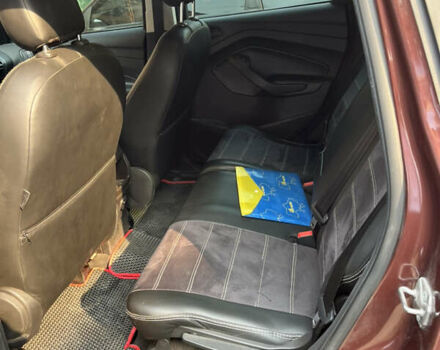 Красный Форд Эскейп, объемом двигателя 2.5 л и пробегом 161 тыс. км за 13500 $, фото 5 на Automoto.ua