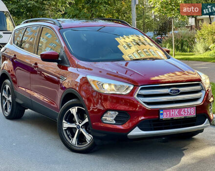 Червоний Форд Ескейп, об'ємом двигуна 1.5 л та пробігом 154 тис. км за 12999 $, фото 1 на Automoto.ua
