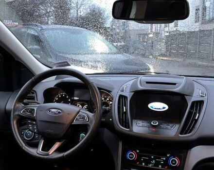 Красный Форд Эскейп, объемом двигателя 1.5 л и пробегом 175 тыс. км за 11999 $, фото 12 на Automoto.ua