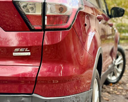 Форд Ескейп 2018 у Львові на Automoto.ua Червоний Форд Ескейп, об'ємом двигуна 1.5 л та пробігом 105 тис. км за 13300 $, фото 6 на Automoto.ua