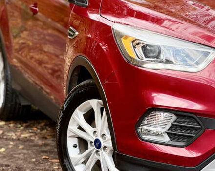 Форд Ескейп 2018 у Львові на Automoto.ua Червоний Форд Ескейп, об'ємом двигуна 1.5 л та пробігом 105 тис. км за 13300 $, фото 9 на Automoto.ua