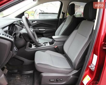 Червоний Форд Ескейп, об'ємом двигуна 1.5 л та пробігом 85 тис. км за 13500 $, фото 6 на Automoto.ua
