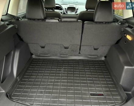 Красный Форд Эскейп, объемом двигателя 1.5 л и пробегом 154 тыс. км за 12499 $, фото 48 на Automoto.ua