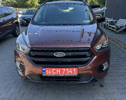 Форд Эскейп 2018 в Черновцах на Automoto.ua Красный Форд Эскейп, объемом двигателя 1.5 л и пробегом 130 тыс. км за 12900 $, фото 1 на Automoto.ua