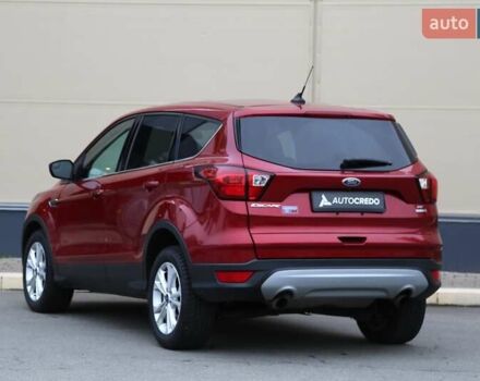 Червоний Форд Ескейп, об'ємом двигуна 1.5 л та пробігом 85 тис. км за 13500 $, фото 5 на Automoto.ua
