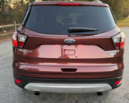 Красный Форд Эскейп, объемом двигателя 2 л и пробегом 43 тыс. км за 9800 $, фото 5 на Automoto.ua