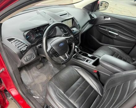 Красный Форд Эскейп, объемом двигателя 1.5 л и пробегом 39 тыс. км за 9600 $, фото 5 на Automoto.ua