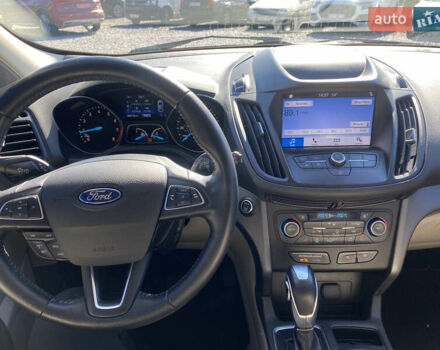 Красный Форд Эскейп, объемом двигателя 1.5 л и пробегом 66 тыс. км за 14700 $, фото 21 на Automoto.ua