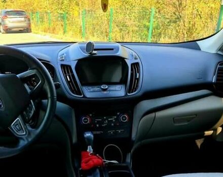 Красный Форд Эскейп, объемом двигателя 1.5 л и пробегом 40 тыс. км за 13100 $, фото 11 на Automoto.ua