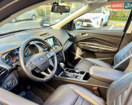 Червоний Форд Ескейп, об'ємом двигуна 1.5 л та пробігом 154 тис. км за 12999 $, фото 41 на Automoto.ua