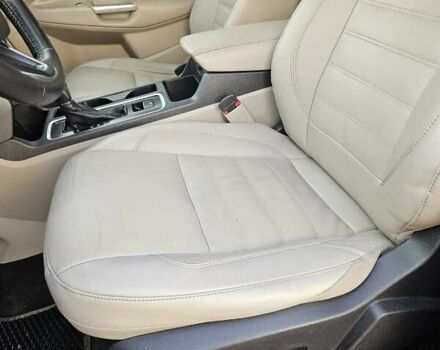 Красный Форд Эскейп, объемом двигателя 1.5 л и пробегом 154 тыс. км за 15000 $, фото 11 на Automoto.ua