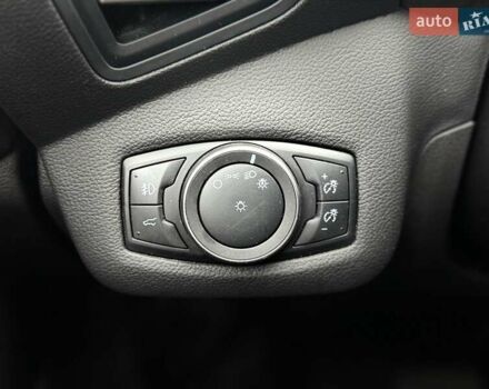 Красный Форд Эскейп, объемом двигателя 1.5 л и пробегом 160 тыс. км за 11900 $, фото 39 на Automoto.ua