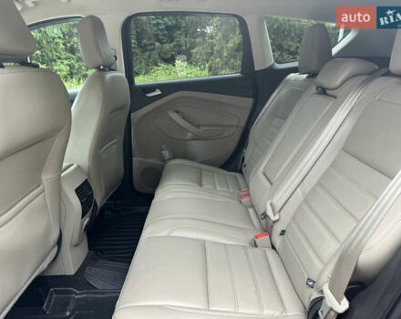 Червоний Форд Ескейп, об'ємом двигуна 1.5 л та пробігом 112 тис. км за 18000 $, фото 5 на Automoto.ua