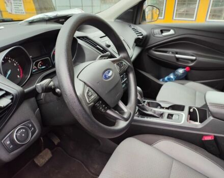 Красный Форд Эскейп, объемом двигателя 0 л и пробегом 200 тыс. км за 12500 $, фото 8 на Automoto.ua