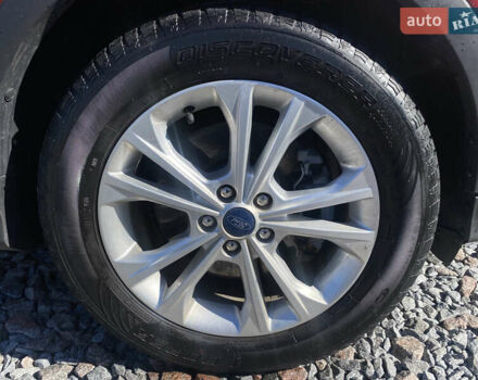 Красный Форд Эскейп, объемом двигателя 1.5 л и пробегом 66 тыс. км за 14700 $, фото 12 на Automoto.ua