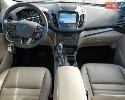 Червоний Форд Ескейп, об'ємом двигуна 1.5 л та пробігом 102 тис. км за 1900 $, фото 7 на Automoto.ua