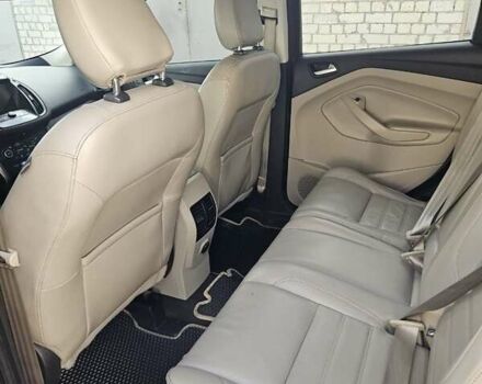 Красный Форд Эскейп, объемом двигателя 1.5 л и пробегом 154 тыс. км за 15000 $, фото 13 на Automoto.ua