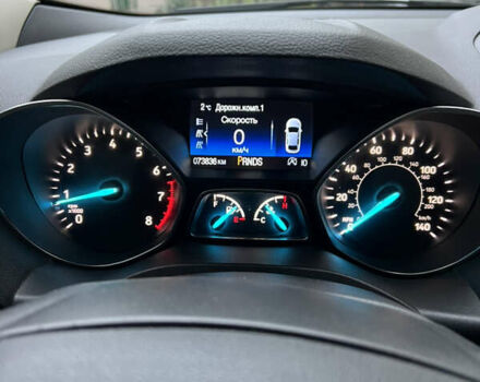 Красный Форд Эскейп, объемом двигателя 1.5 л и пробегом 72 тыс. км за 14600 $, фото 9 на Automoto.ua