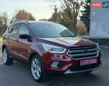 Червоний Форд Ескейп, об'ємом двигуна 2 л та пробігом 76 тис. км за 13600 $, фото 3 на Automoto.ua