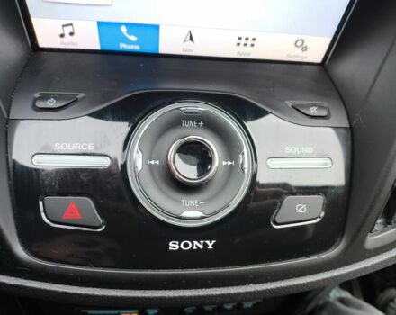 Червоний Форд Ескейп, об'ємом двигуна 2 л та пробігом 76 тис. км за 12500 $, фото 18 на Automoto.ua