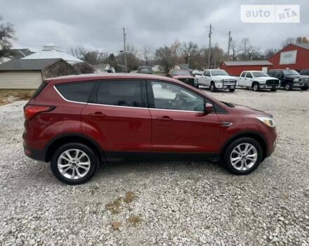 Красный Форд Эскейп, объемом двигателя 1.5 л и пробегом 88 тыс. км за 2950 $, фото 4 на Automoto.ua