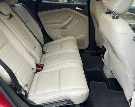 Червоний Форд Ескейп, об'ємом двигуна 1.5 л та пробігом 72 тис. км за 15850 $, фото 3 на Automoto.ua