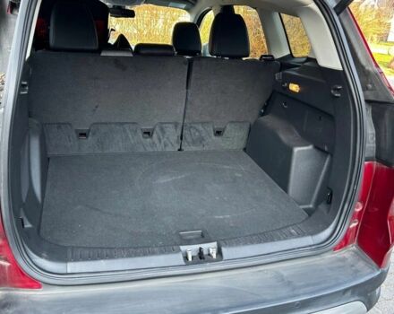 Красный Форд Эскейп, объемом двигателя 2 л и пробегом 108 тыс. км за 8900 $, фото 9 на Automoto.ua