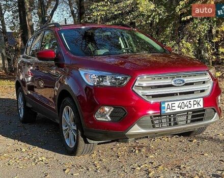 Красный Форд Эскейп, объемом двигателя 2 л и пробегом 140 тыс. км за 14800 $, фото 12 на Automoto.ua